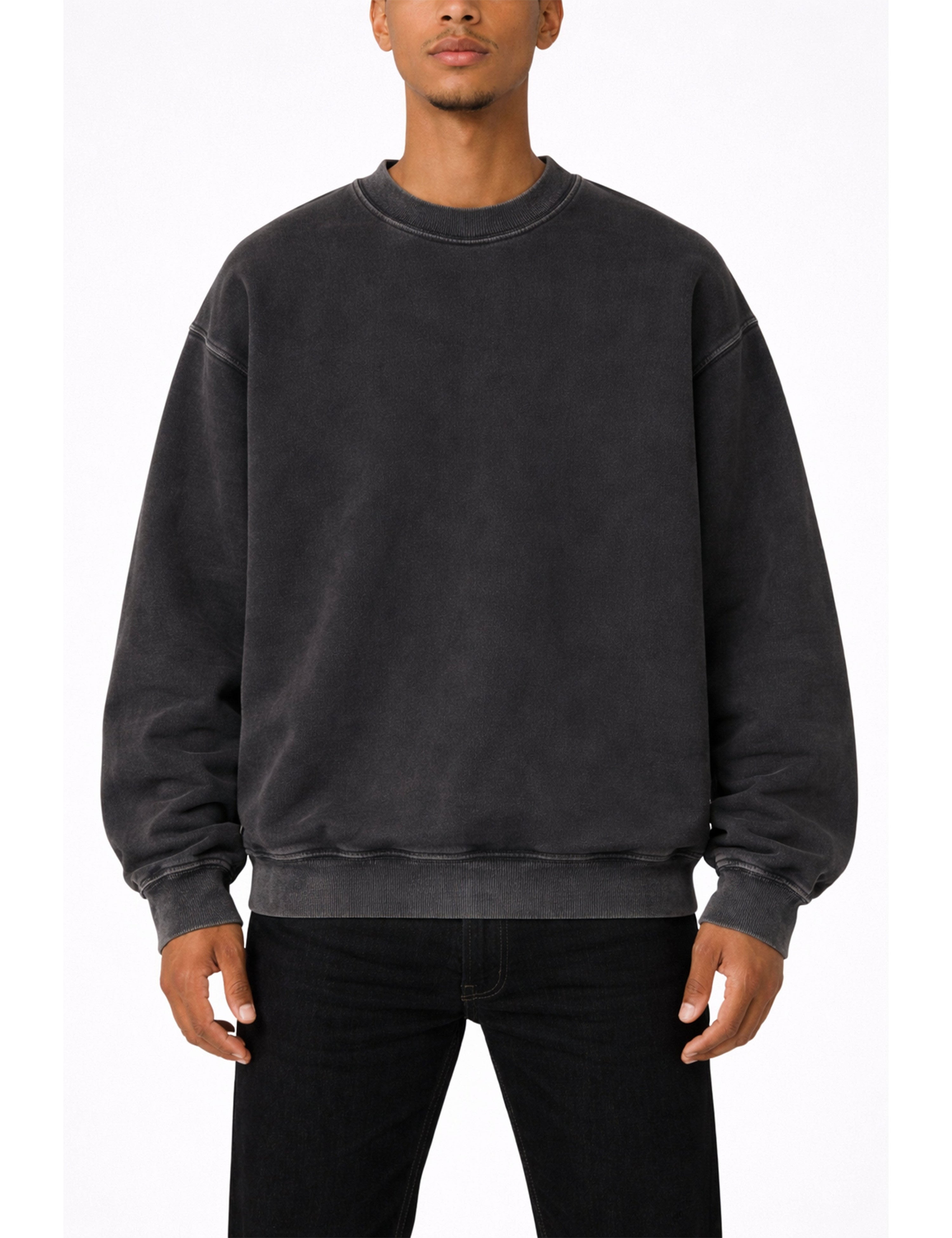 NOIR VINTAGE CREWNECK